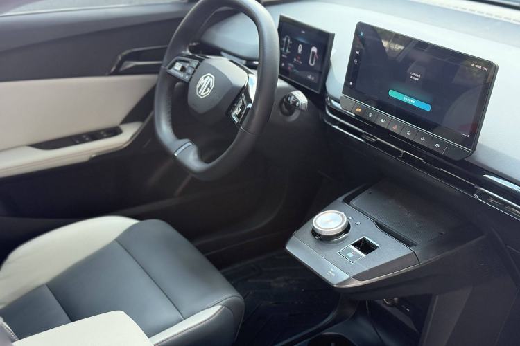 Used MG 4 EV 2023 415 km Range Sea-Faring Champion Edition
