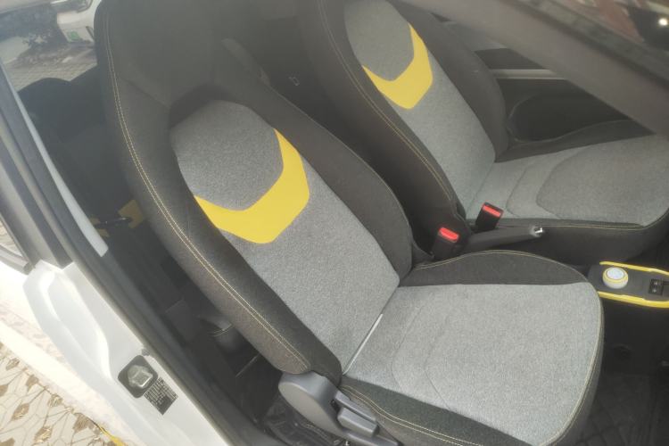 Used Chery QQ Ice Cream 2022 120km Conical Shape Lithium Iron Phosphate