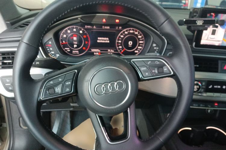 Used Audi A4L 2019 40 TFSI Fashion Version China V
