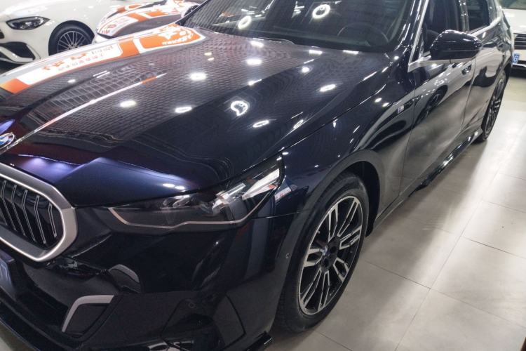 Used BMW 5 Series 2024 530Li Leading Model M Sport Package