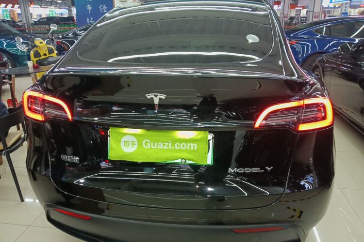 Used Tesla Model Y 2022 Rear-Wheel-Drive Version
