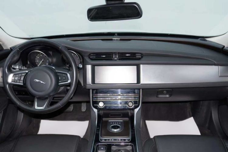 Used Jaguar XFL 2019 XFL 2.0T 200 PS Two-Wheel-Drive Elite Edition
