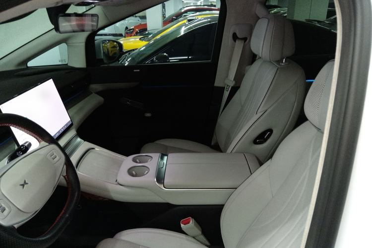 Used XPeng X9 2024 702 Ultra-Long Range Max
