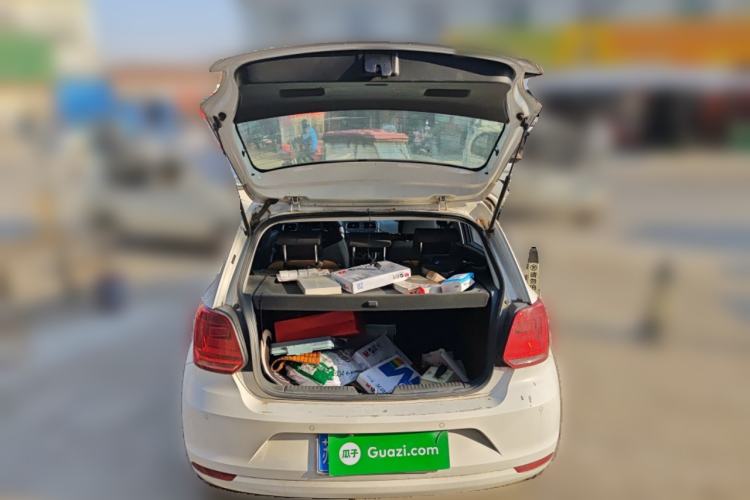 Used Volkswagen Polo 2016 1.6L Automatic Comfort Model
