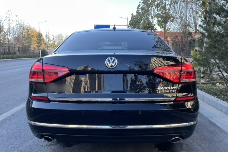 Used Volkswagen Passat 2017 330TSI DSG Prestige Edition
