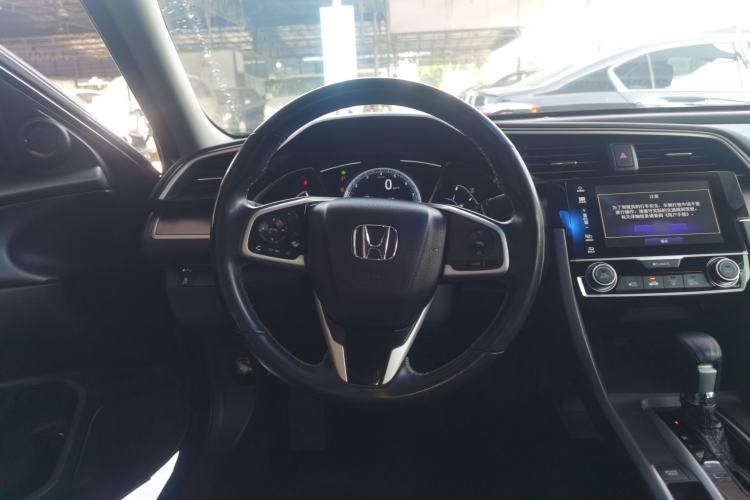 Used Honda Civic 2016 220TURBO CVT Prestige Edition
