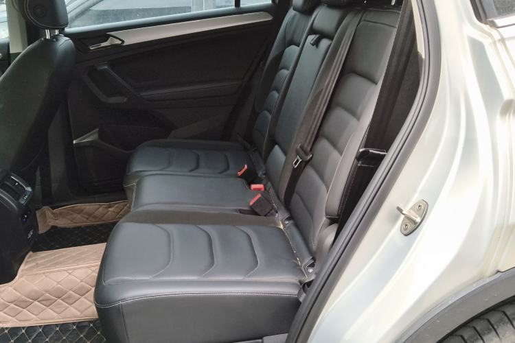 Used Volkswagen Tiguan L 2019 330TSI Automatic Two-Wheel Drive Smart Luxury Version China VI Standard
