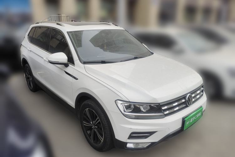 Used Volkswagen Tiguan L 2021 330TSI Automatic Two-Wheel Drive Smart Edition
