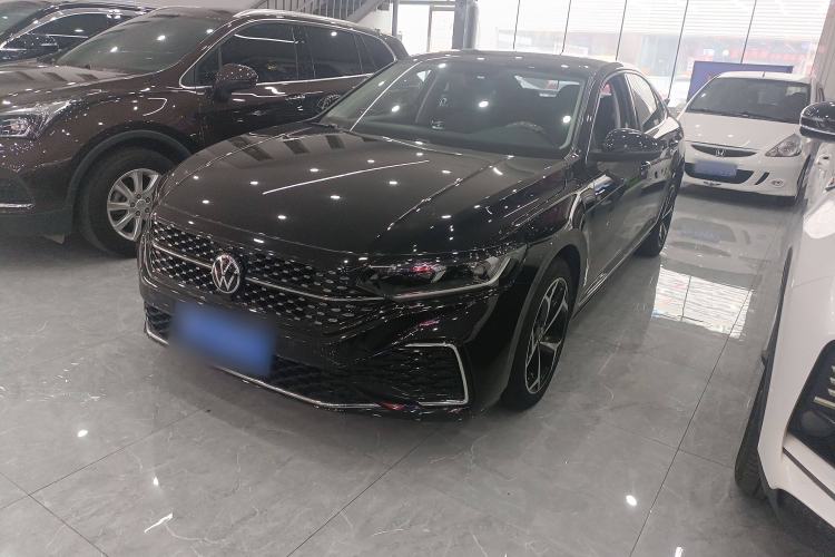 Used Volkswagen Passat 2023 330TSI Starry Elite Edition
