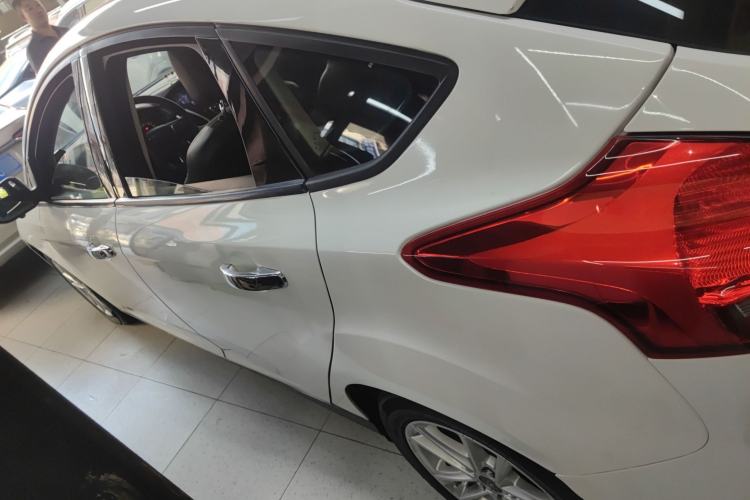 Used Ford Focus 2015 Hatchback EcoBoost 125 Automatic Supreme Style Edition
