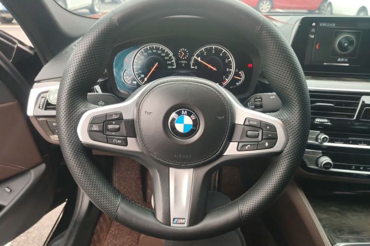 Used BMW 5 Series 2018 525Li M Sport Package
