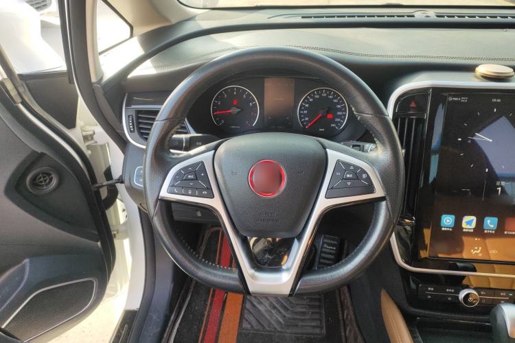 Used BYD Song MAX 2018 1.5T Automatic Smart Connect Elite Model with 6 Seats
