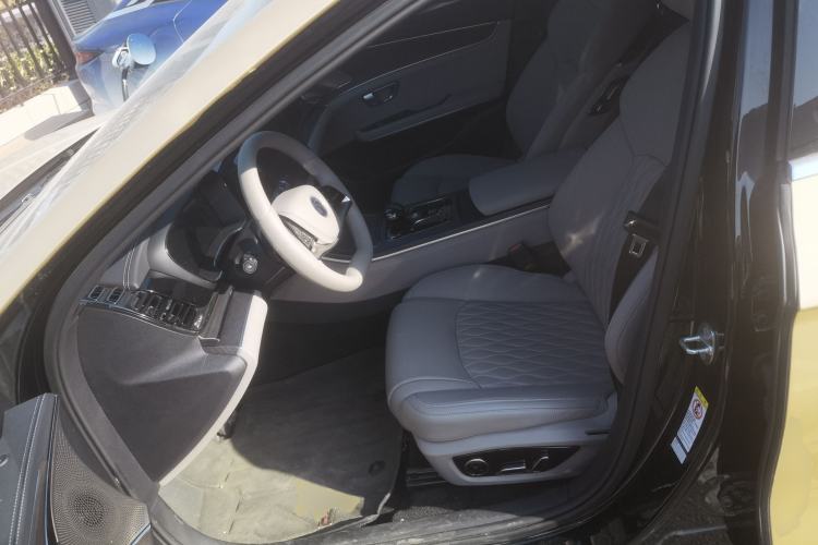 Used BYD Han 2025 DM-i Intelligent Driving Edition 125KM LiDAR Flagship Model
