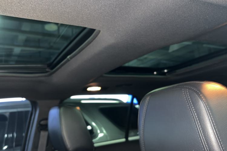 Used Ford Explorer 2013 3.5L Deluxe Model