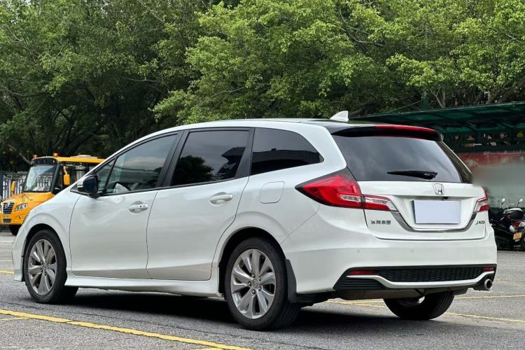 Used Honda Jade 2017 1.8L automatic Comfort version 5 seats
