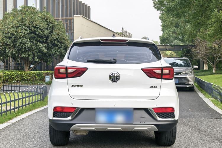 Used MG ZS 2020 Global Bestseller with 1.5L Engine Manual Transmission and a Massive 65-Inch Panoramic Sunroof Version
