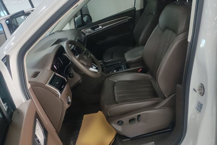 Used Volkswagen Viloran 2020 330TSI Luxury Edition