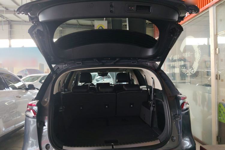 Used BYD Tang New Energy 2018 DM 2.0T All-Wheel Drive Smart Connect Genesis Edition 7 Seats China V Emission Standard
