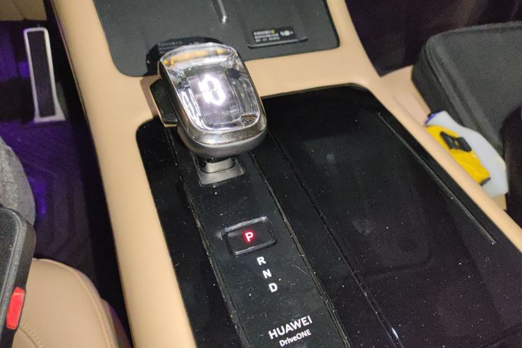 Used Hima AITO M7 2024 1.5T Intelligent Driving 4WD Pro Edition 6 Seats
