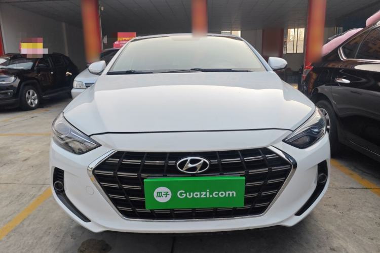 Used Hyundai Elantra 2019 1.4T Dual-Clutch Xuan Dong · Dynamic Model
