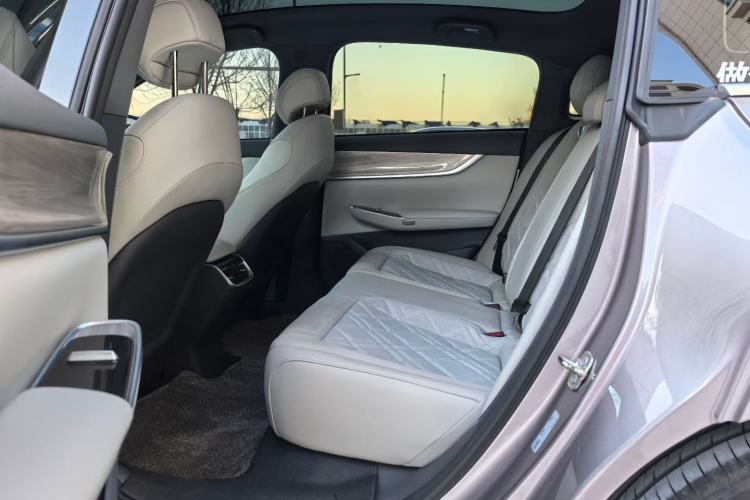 Used  A07 2024 All-Electric "True Fragrant" Edition 515 Elite Model
