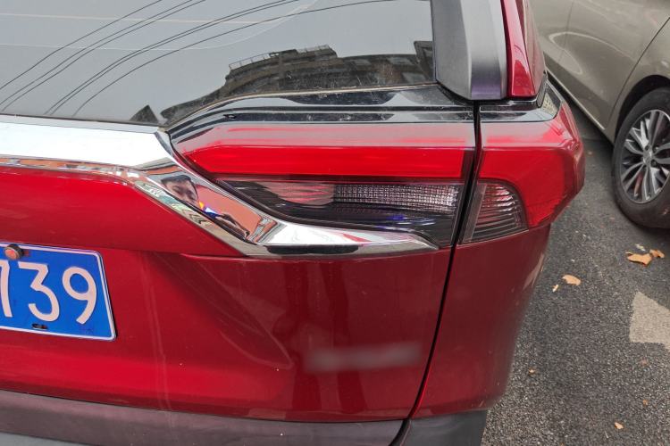 Used Toyota RAV4 2020 2.0L CVT Two-Wheel Drive Fashion Edition
