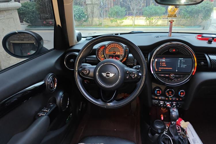Used MINI MINI 2015 2.0T COOPER S Five-Door Edition
