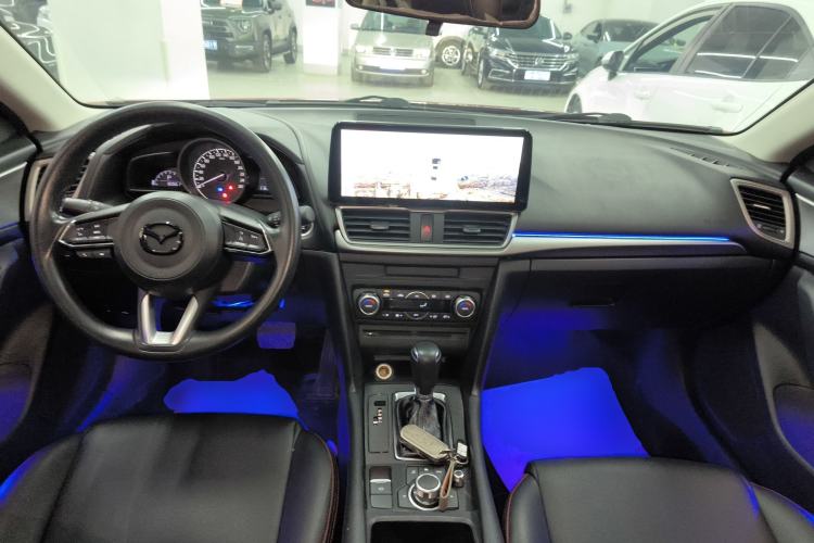 Used Mazda Mazda 3 Axela 2017 Hatchback 1.5L Automatic Luxury Model Emission Standard China V
