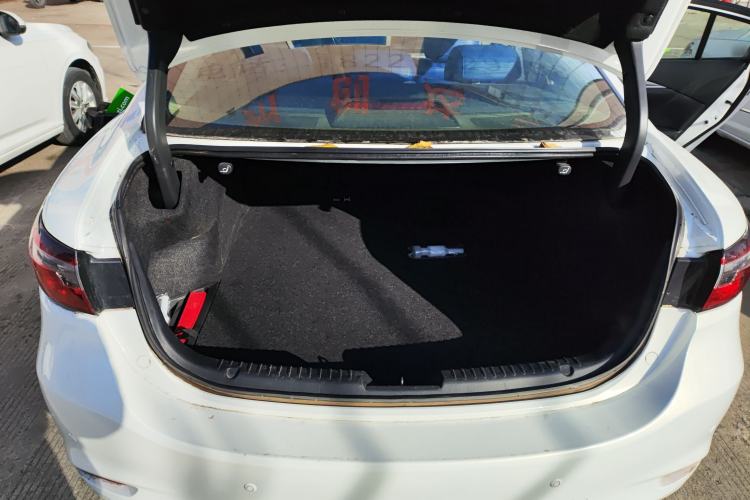 Used Mazda Atenza 2020 2.0L Blue Sky Fashion Edition
