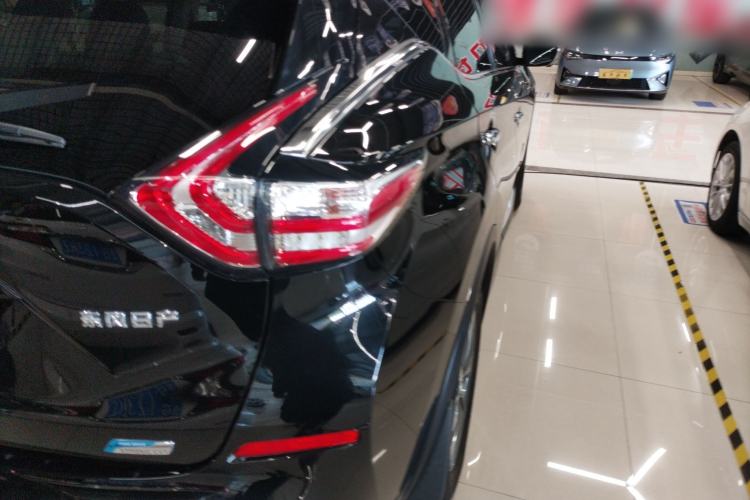 Used Nissan Murano 2019 2.5L XL Two-Wheel Drive Smart Connect Luxury Edition China VI Standard