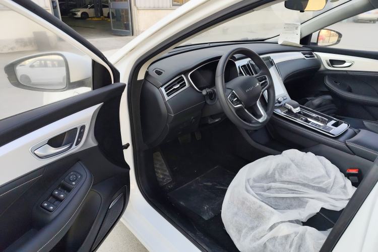 Used Roewe i6 MAX New Energy 2023 EV 420 Skyroof Special Edition
