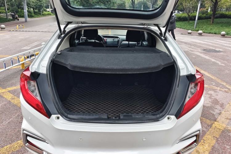 Used Honda Gienia 2017 1.5L Manual Classic Edition
