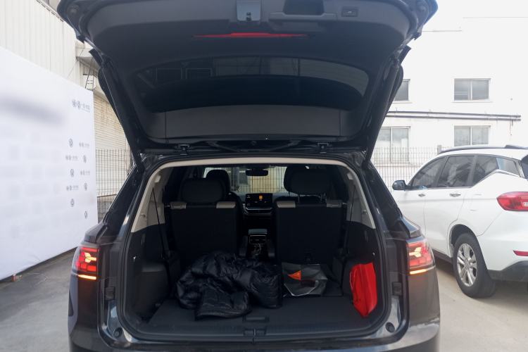 Used Volkswagen ID.6 CROZZ 2022 Long-Range PRO Edition