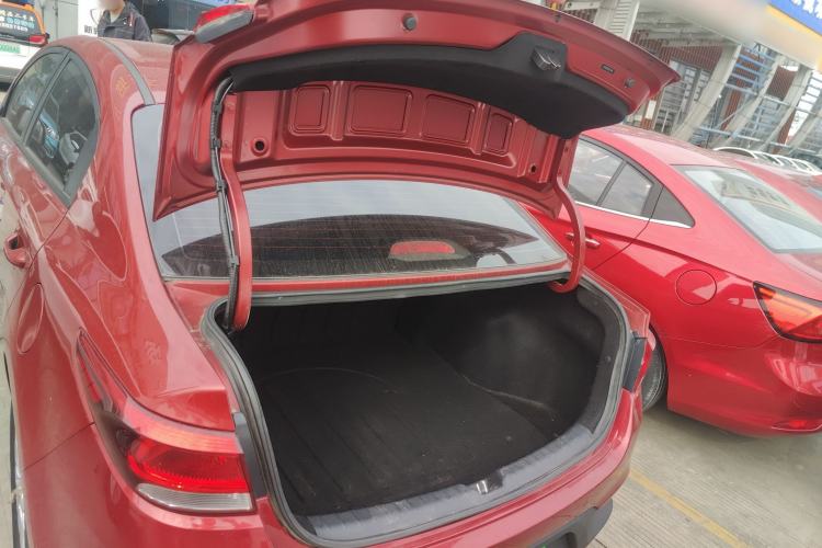 Used Kia K2 2017 Sedan 1.4L Manual Transmission GLS