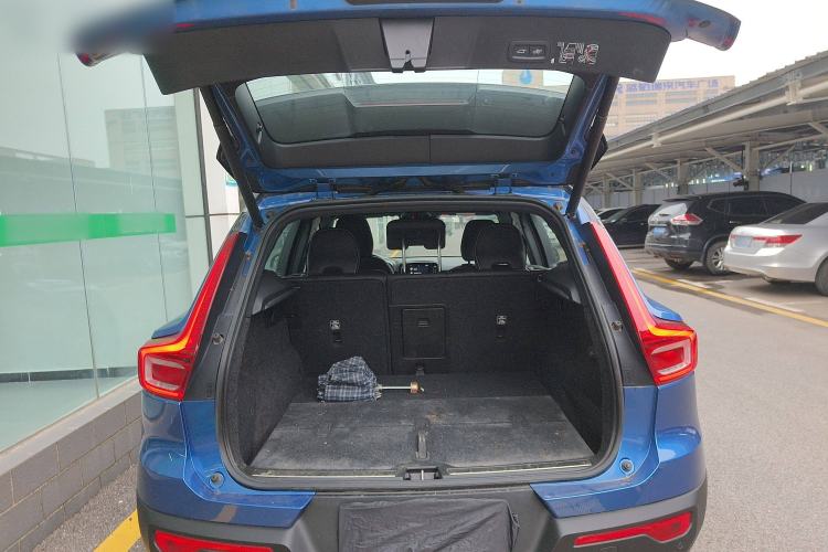 Used Volvo XC40 2020 T4 4x4 Smart Luxury Sport Edition
