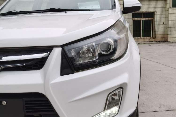 Used HYOSOW S3 2014 1.5L Comfort Version China IV Emission Standard
