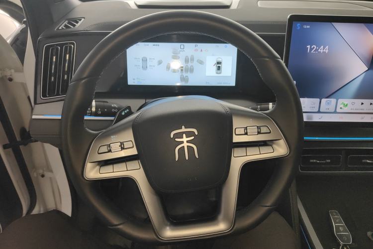 Used BYD Song L DM-i 2025 Intelligent Driving Version 160 km Beyond-Range Type