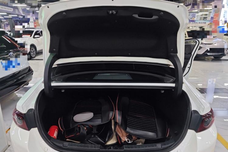 Used Mazda Mazda 3 Axela 2020 1.5L Automatic Luxury Version