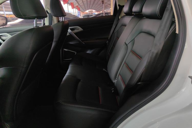 Used Geely Auto Emgrand X7 Sport 2018 2.0L Manual Two-Wheel Drive Zhiya Version