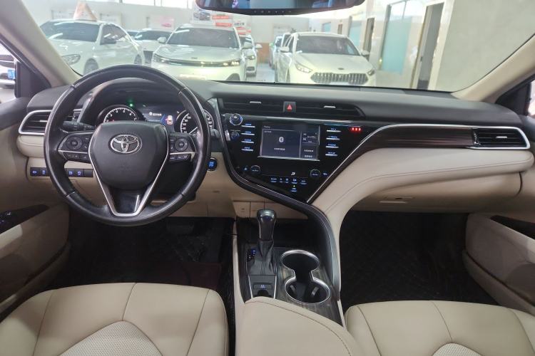 Used Toyota Camry 2018 2.0G Luxury Edition