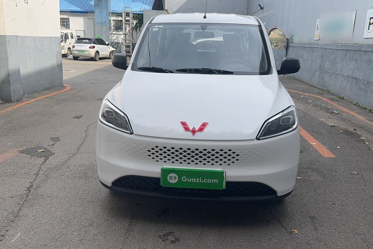 Used Wuling Hongguang New Energy 2025 Extended-Range Hybrid 50 km Utility Version
