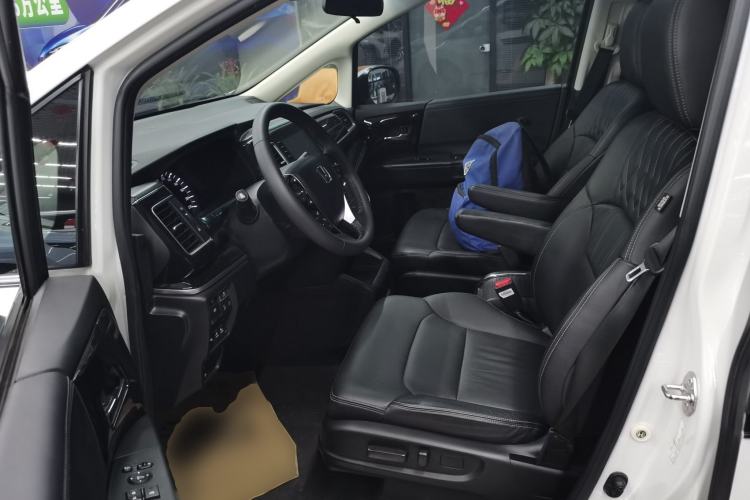 Used Honda Elysion 2019 2.0L Hybrid Luxury Edition
