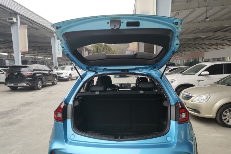 Used Geely Auto Vision X3 2021 PRO 1.5L CVT Deluxe Model
