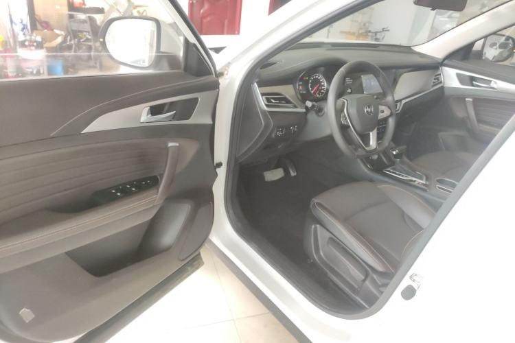 Used Changan CS35PLUS 2019 1.6L Automatic Yue Lian Upgrade Edition
