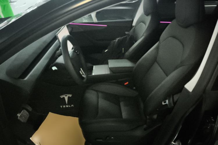 Used Tesla Model Y 2025 Long-Range All-Wheel Drive First Edition
