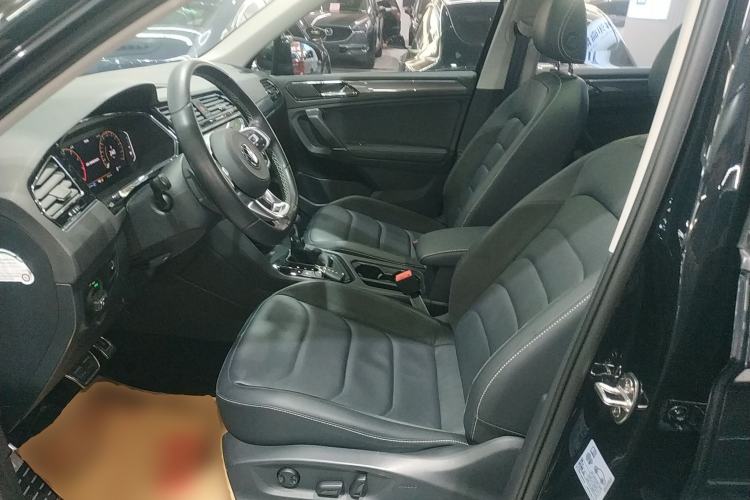 Used Volkswagen Tiguan L 2021 330TSI Automatic Two-Wheel Drive R-Line Enhanced Edition