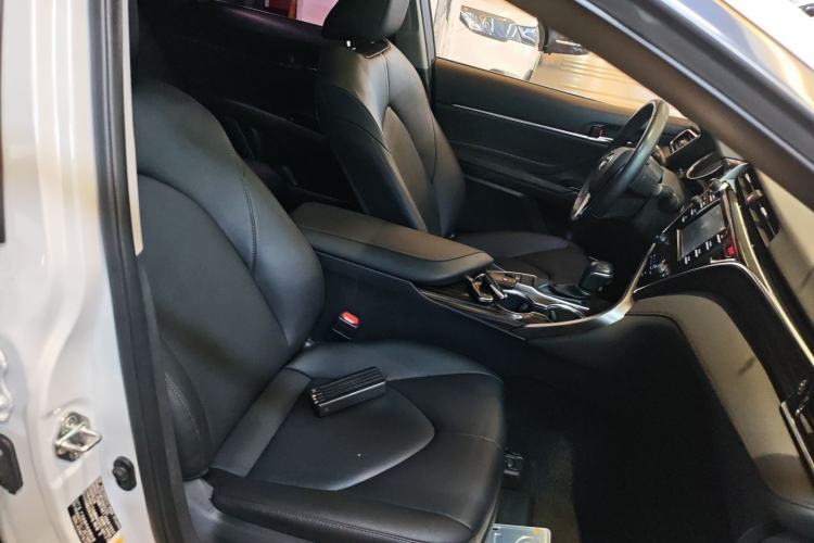 Used Toyota Camry 2018 2.0G Luxury Edition