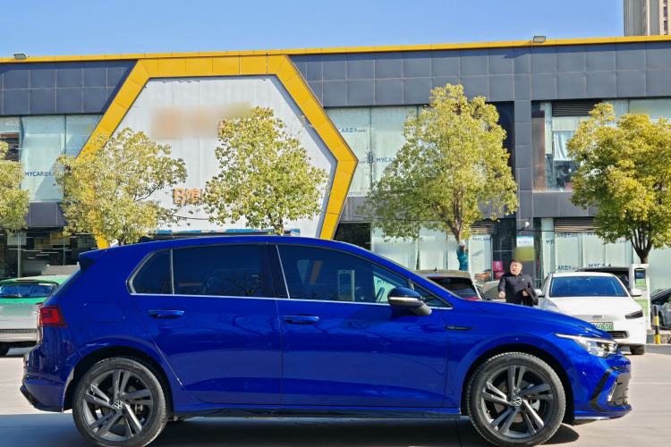 Used Volkswagen Golf 2023 Facelift 280TSI DSG R-Line Lite
