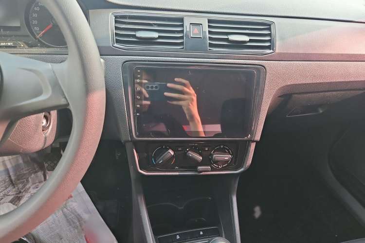 Used Volkswagen Santana 2019 1.5L Manual Fashion Edition China VI Standard
