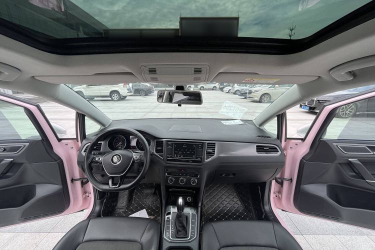 Used Volkswagen Golf Sportsvan 2018 230TSI Automatic Trend Edition
